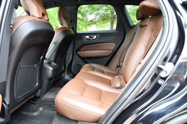 2024 Volvo XC60 B5 Plus Dark Theme