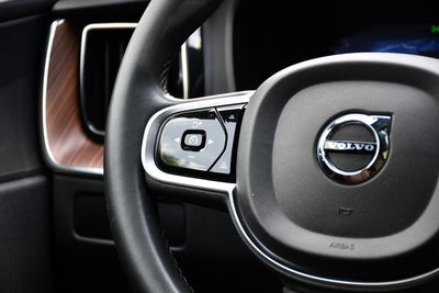 2024 Volvo XC60 B5 Plus Dark Theme