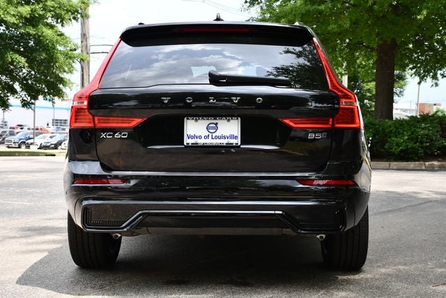 2024 Volvo XC60 B5 Plus Dark Theme