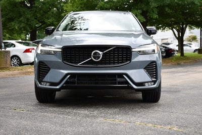 2024 Volvo XC60 B5 Plus Dark Theme