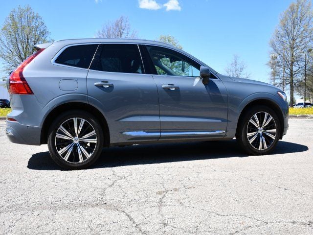 2023 Volvo XC60 B5 Plus Bright Theme