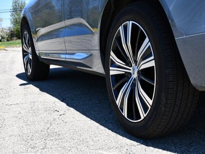 2023 Volvo XC60 B5 Plus Bright Theme