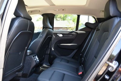 2026 Volvo XC40 B5 Plus