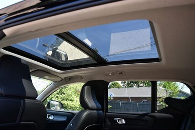 2026 Volvo XC40 B5 Plus