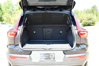 2026 Volvo XC40 B5 Plus