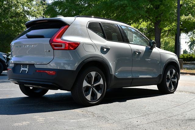 2026 Volvo XC40 B5 Plus