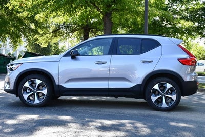 2026 Volvo XC40 B5 Plus