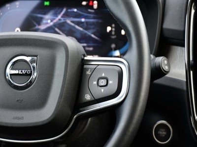 2025 Volvo XC40 B5 Core