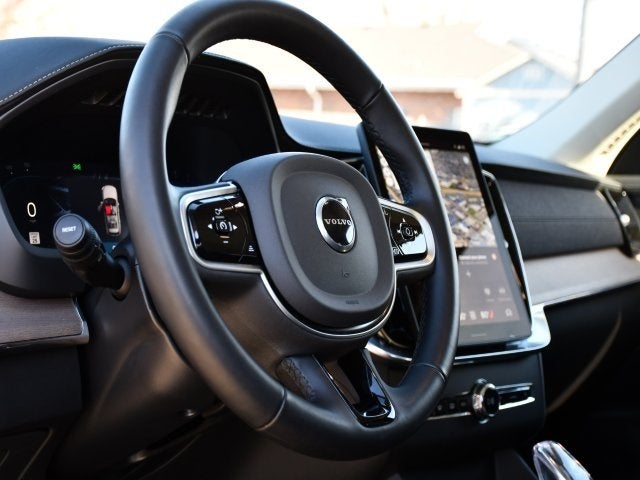 2025 Volvo XC90 B5 Plus 2025.5