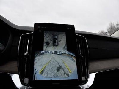 2025 Volvo XC90 B5 Plus 2025.5