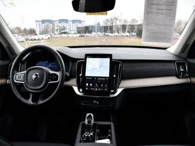 2025 Volvo XC90 B5 Plus 2025.5