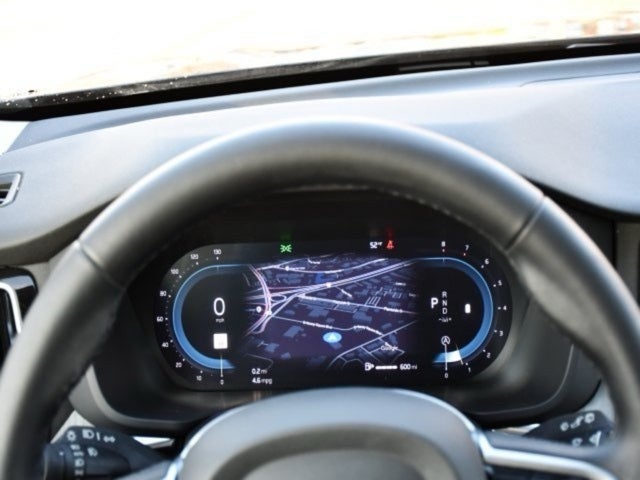 2025 Volvo XC60 B5 Plus