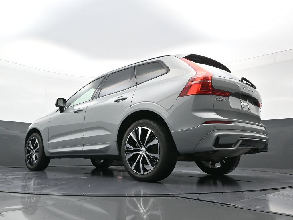 2025 Volvo XC60 Plus