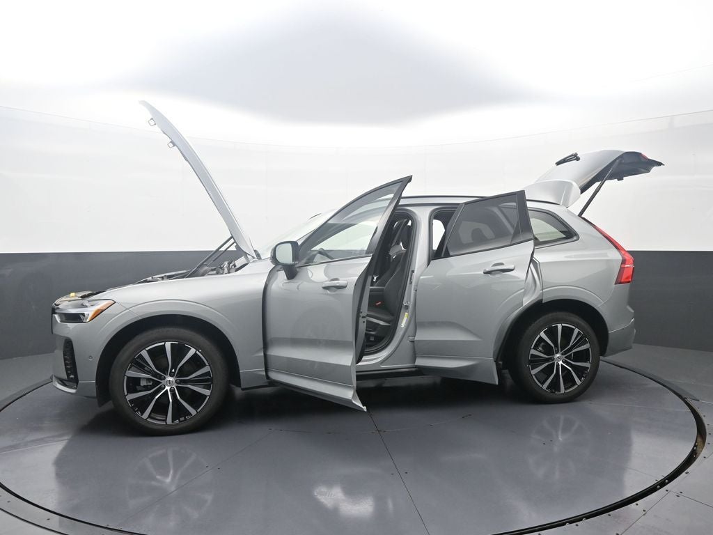 2025 Volvo XC60 Plus
