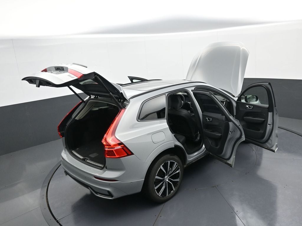2025 Volvo XC60 Plus