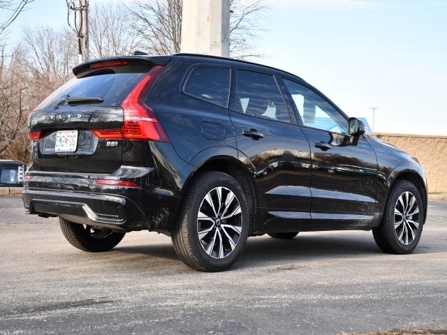 2025 Volvo XC60 B5 Plus