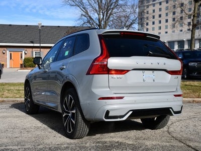 2025 Volvo XC60 B5 Plus
