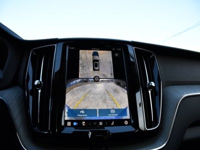 2025 Volvo XC60 B5 Plus