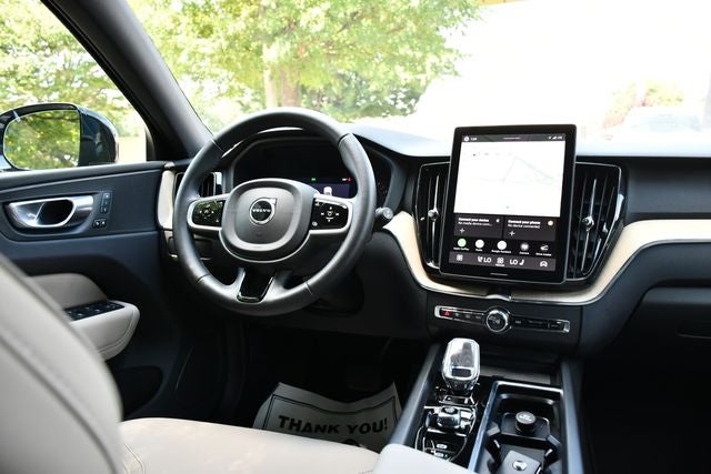 2026 Volvo XC60 B5 Plus