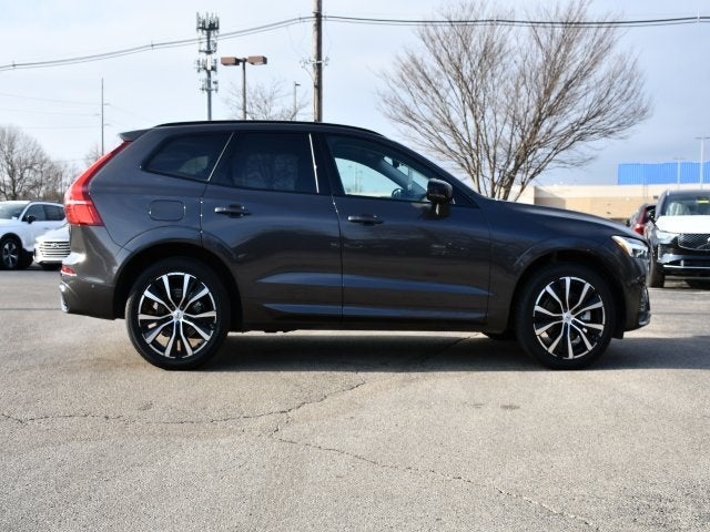 2025 Volvo XC60 B5 Plus
