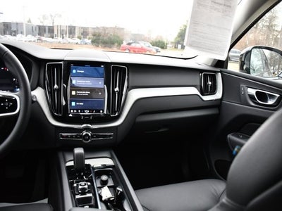 2025 Volvo XC60 B5 Plus
