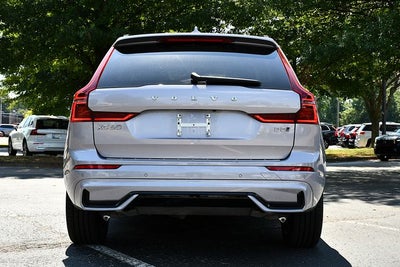 2026 Volvo XC60 B5 Plus