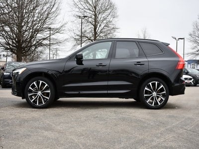 2025 Volvo XC60 B5 Plus