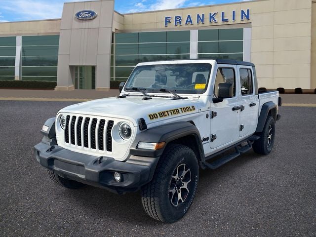 2022 Jeep Gladiator Sport