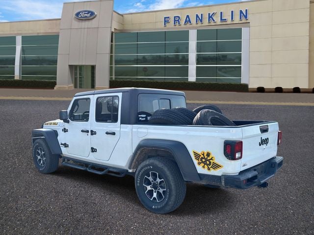 2022 Jeep Gladiator Sport
