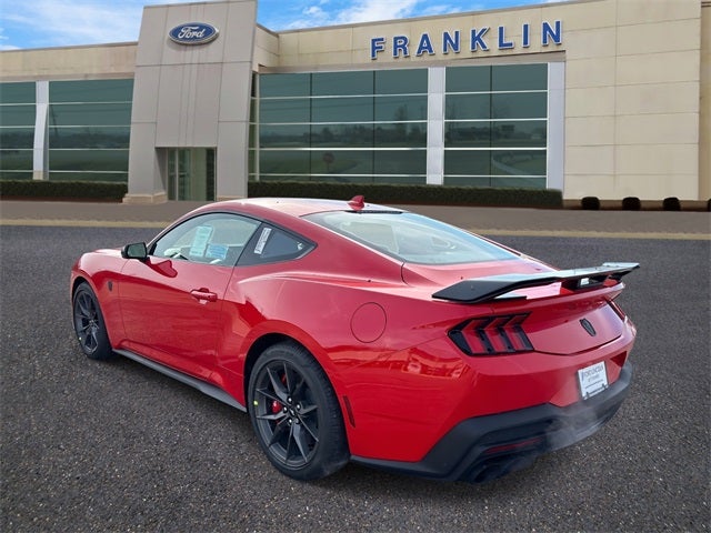 2026 Ford Mustang Dark Horse