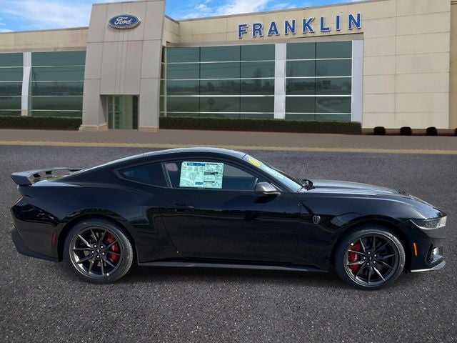 2026 Ford Mustang Dark Horse