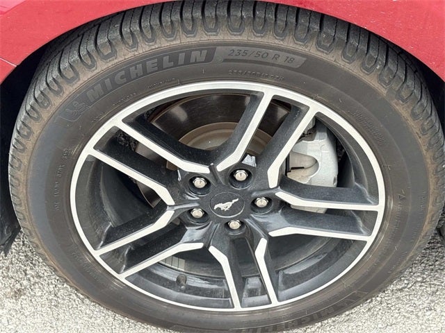 2022 Ford Mustang EcoBoost