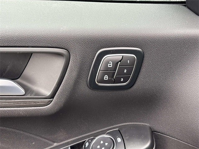 2026 Ford Escape Hybrid Platinum