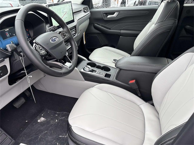 2026 Ford Escape Hybrid Platinum