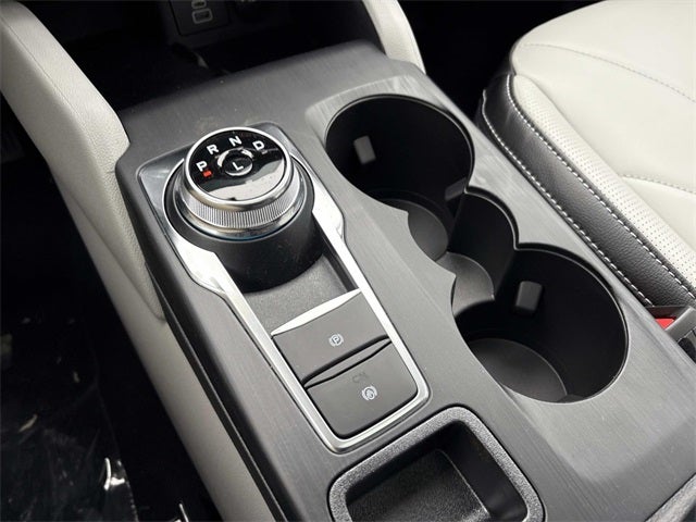 2026 Ford Escape Hybrid Platinum