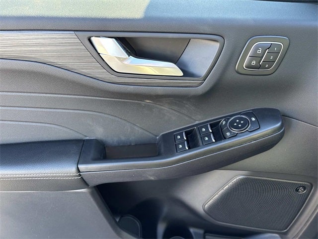 2026 Ford Escape Hybrid Platinum