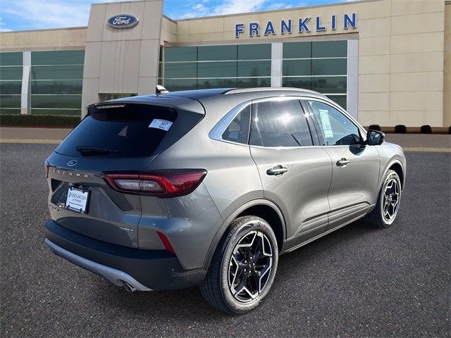 2026 Ford Escape Hybrid Platinum