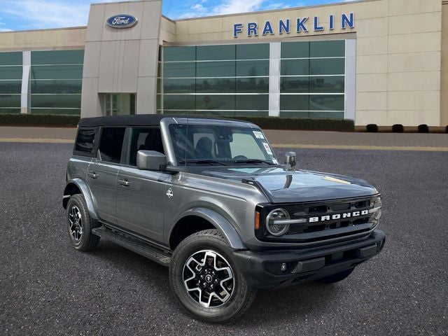 2023 Ford Bronco Outer Banks