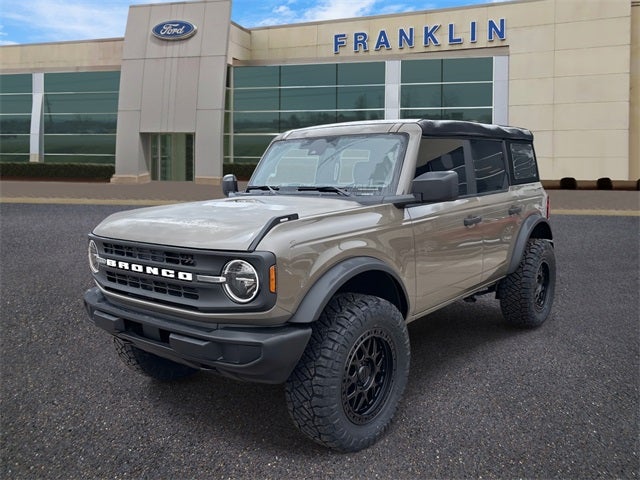 2025 Ford Bronco Base
