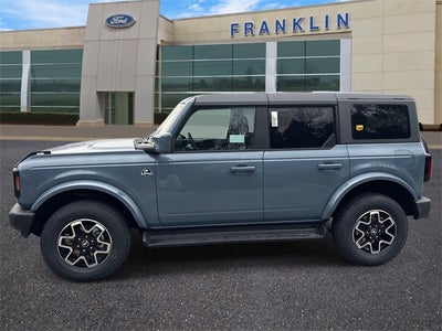 2025 Ford Bronco Outer Banks