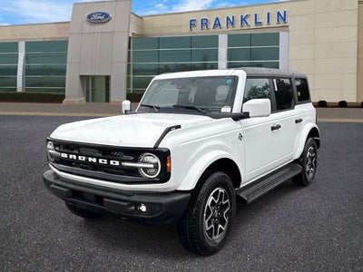 2026 Ford Bronco Outer Banks