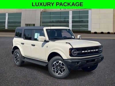 2026 Ford Bronco Outer Banks