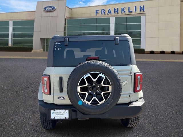 2026 Ford Bronco Outer Banks