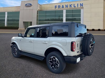 2025 Ford Bronco Outer Banks