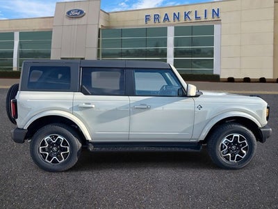 2025 Ford Bronco Outer Banks