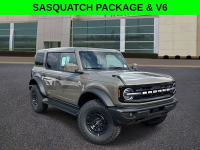 2026 Ford Bronco Outer Banks