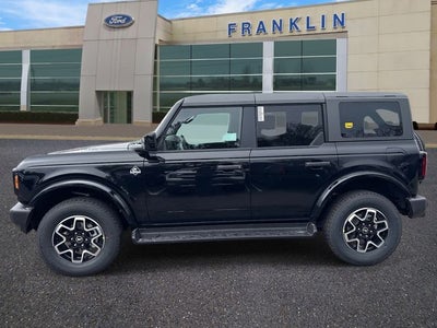 2026 Ford Bronco Outer Banks