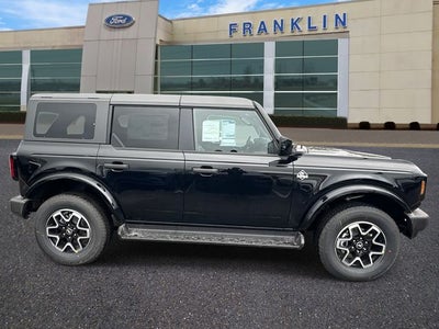 2026 Ford Bronco Outer Banks