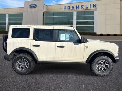 2025 Ford Bronco Badlands