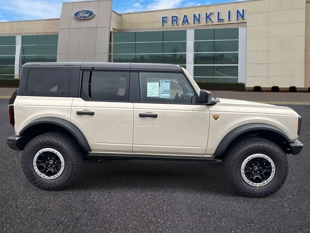 2026 Ford Bronco Badlands